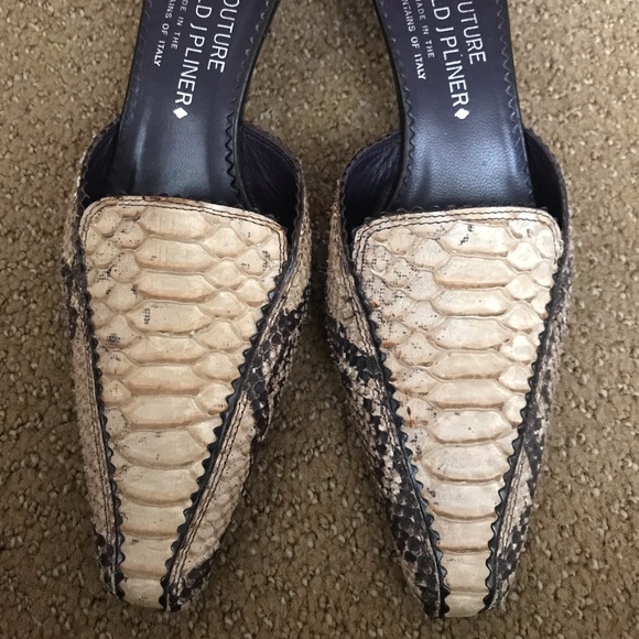 Couture Donald J Pliner Short Heels. Size:6.5–Made in the mountains of Italy - Picture 2 of 2